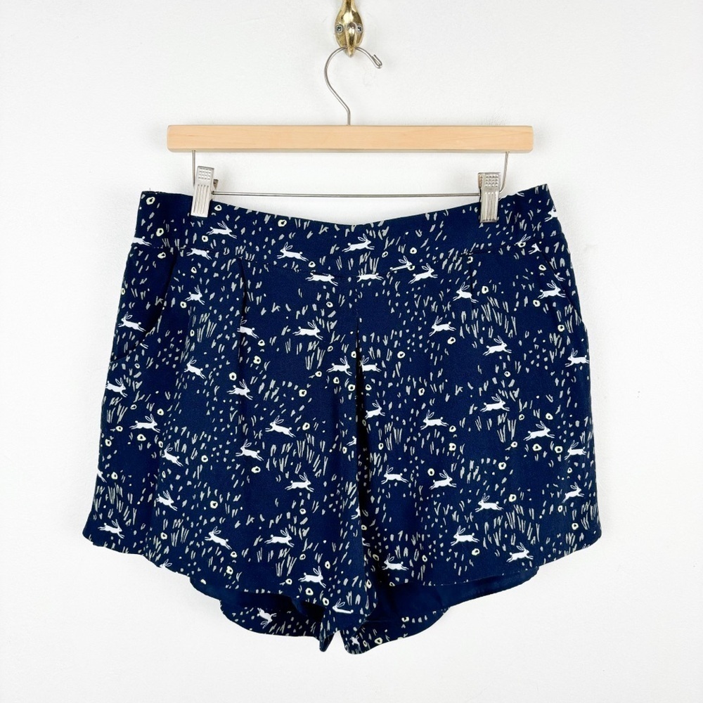 Disney x Lauren Conrad Alice in Wonderland Rabbit Print Shorts Sz L - Picture 2 of 8